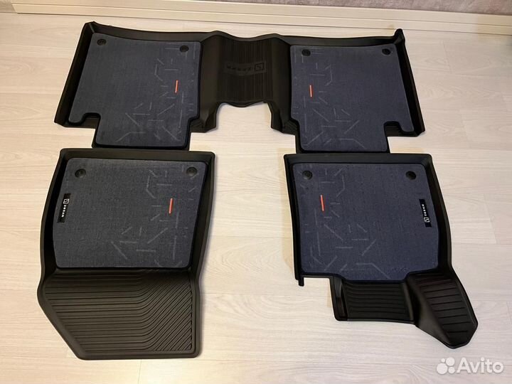 Комплект ковров zeekr 001