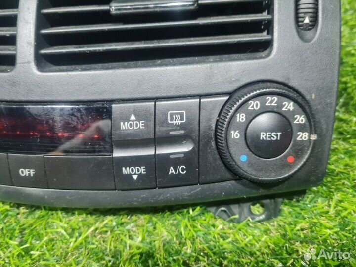Блок управления климат-контролем Mercedes-Benz