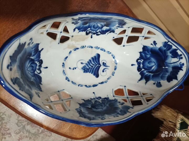 Кувшин гжель. Ваза для фруктов-200