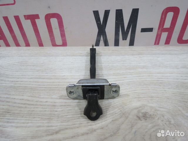 Ограничитель двери задний левый Hyundai Solaris 2