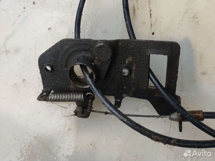 Трос капота Шевроле Лачетти