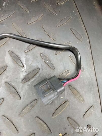 Датчик коленвала Мазда 323