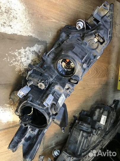 Фара правая Mitsubishi Outlander GF 15-22 б/у