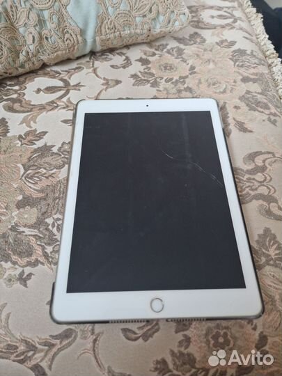 iPad 6 поколения 128 гб 4g+Wifi