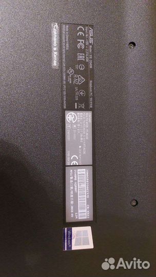Ноутбук asus