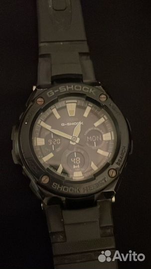 Мужские наручные часы Casio G Shock GST-W120L