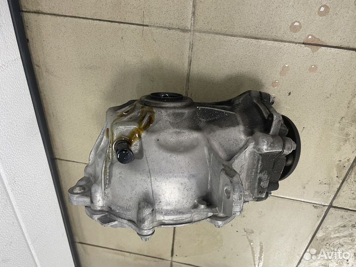 Редуктор передний Mercedes