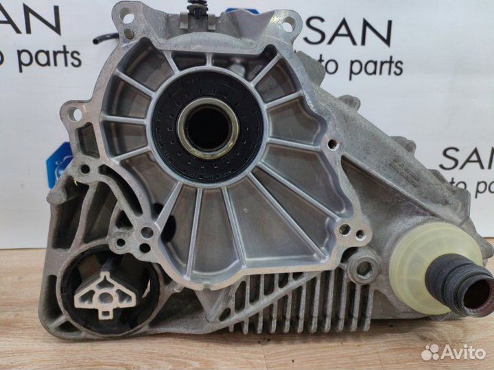 Раздаточная коробка Bmw X5 E70 N52B30AF 2009