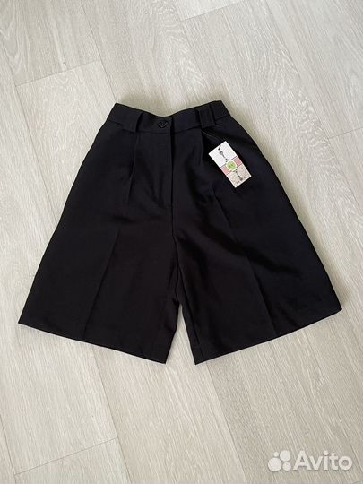 Шорты черные классические