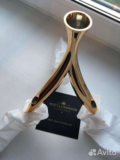 Поставка с бокалами Moët & Chandon