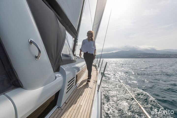 Парусная яхта Beneteau Oceanis Yacht 60