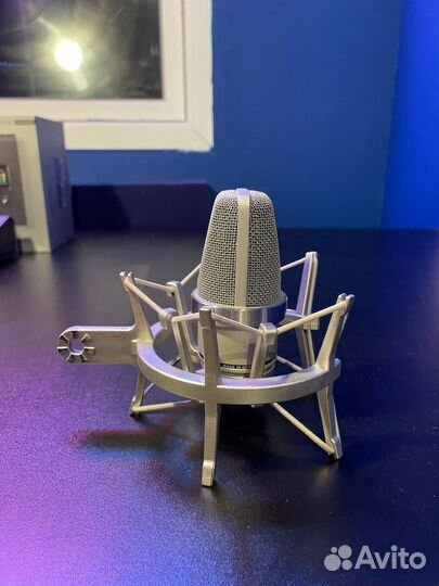 Студийный микрофон Neumann TLM 102 Studio Set