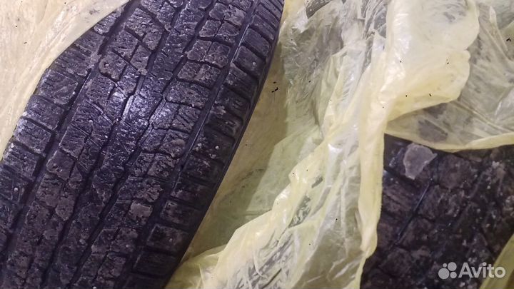 Dunlop SP Winter Ice 01 265/65 R17