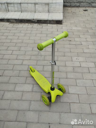 Самокат детский трехколесный