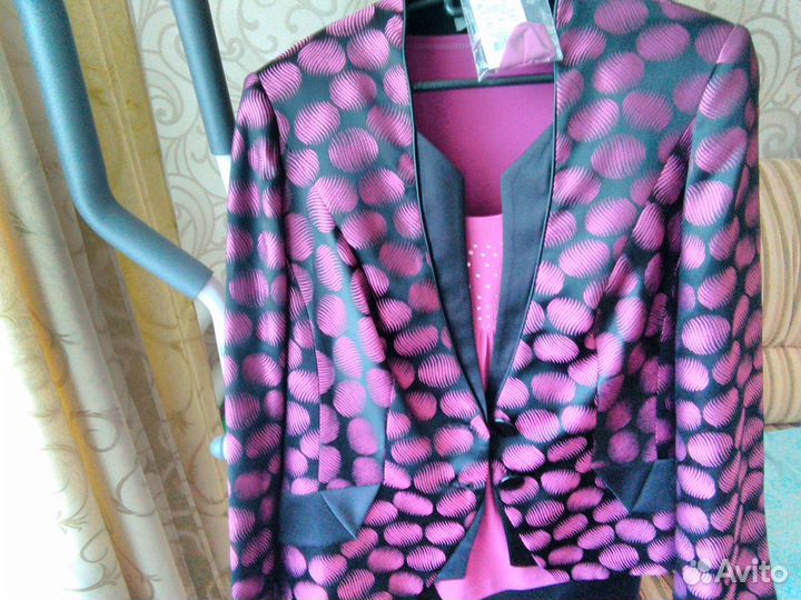 Костюм тройка, 50 размер, новый