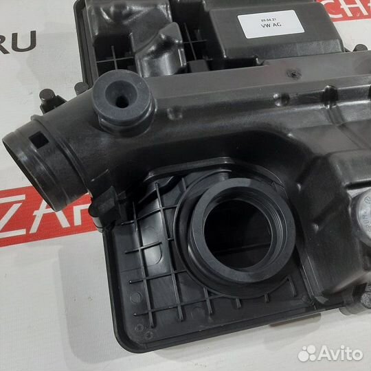 Корпус воздушного фильтра Skoda Octavia A7 cwva