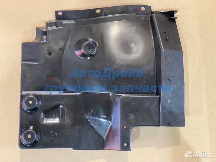 Крыло кабины Isuzu FSR передний