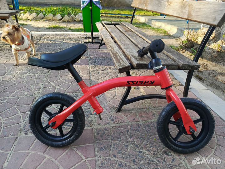 Беговел для малышей от 2 лет