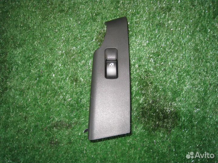 Кнопка стеклоподъемника Chevrolet Aveo T250 2007