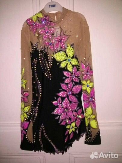 Купальник для художественной гимнастики