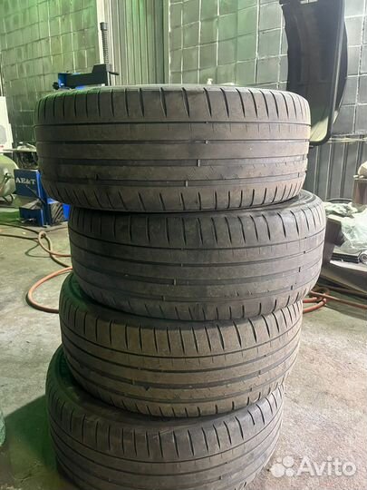 Michelin Pilot Sport PS4 SUV 205/50 R17 95Y