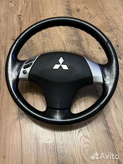 Руль в сборе с подушкой Mitsubishi Outlander XL