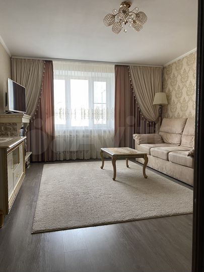 3-к. квартира, 77 м², 8/9 эт.