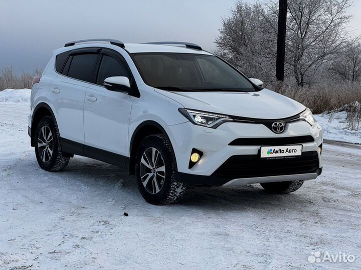 Toyota RAV4 2.0 CVT, 2015, 116 000 км