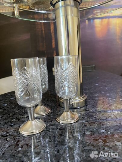 Фужеры рюмки чашки