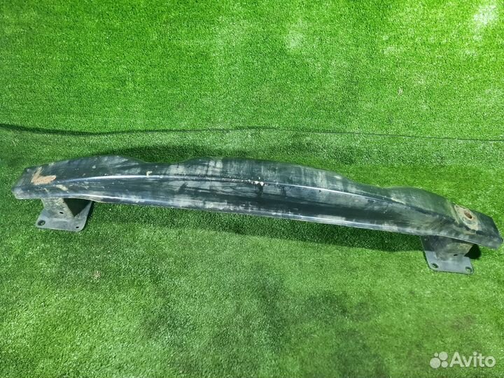 Усилитель заднего бампера Volkswagen Tiguan, I