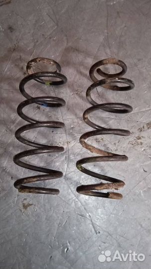 Пружина подвески Mazda 6 GG 2004