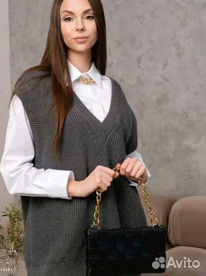 Жилет вязаный женский