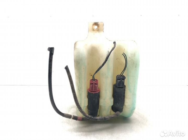 Бачок омывателя Land Rover Freelander 2.0 TD 2004