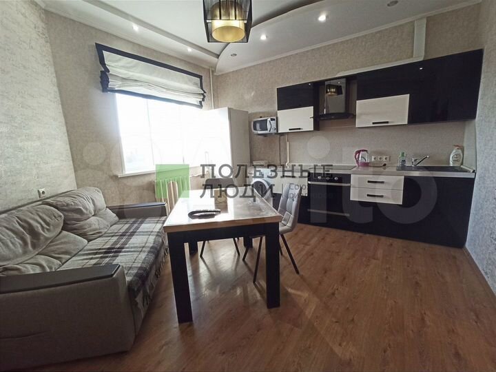 2-к. апартаменты, 83 м², 8/10 эт.