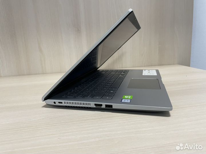 Ноутбук asus F509F