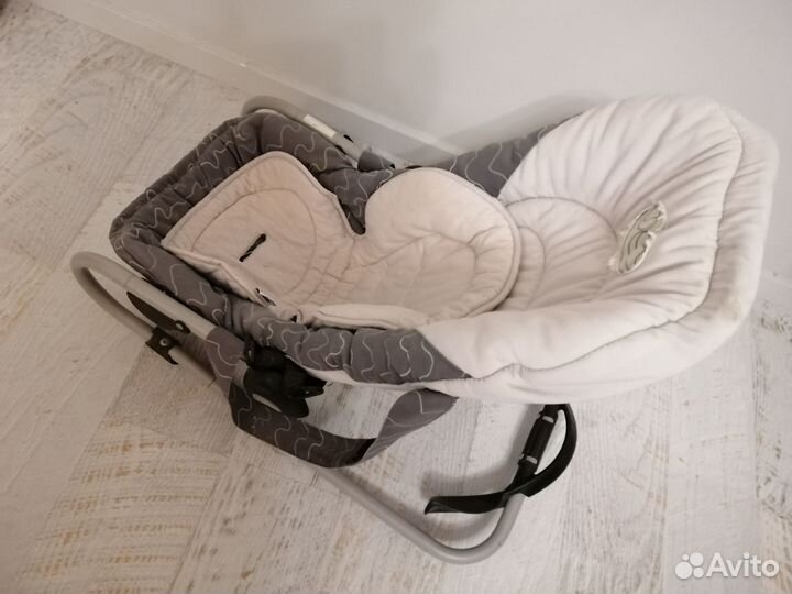 Шезлонг детский