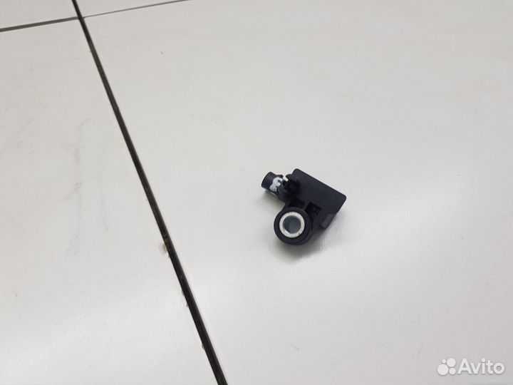 Датчик удара передний правый (Geely Coolray)