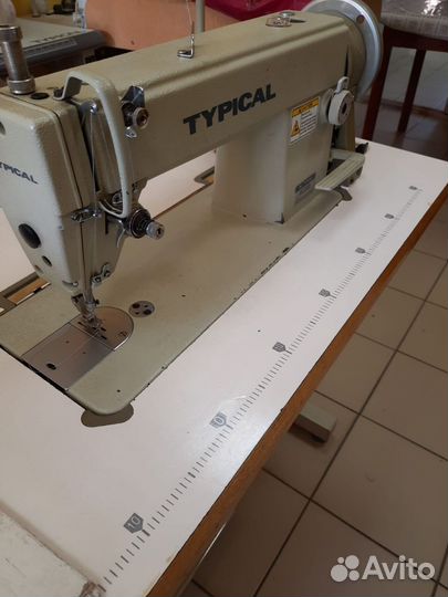 Швейная машина typical