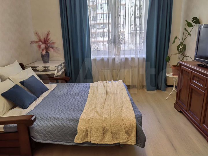 1-к. квартира, 42 м², 2/9 эт.