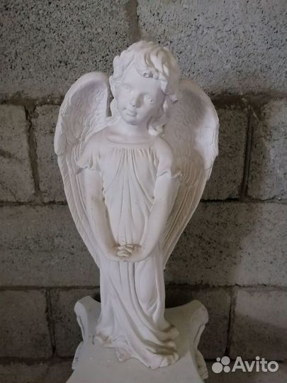 Скульптура ангел статуэтка