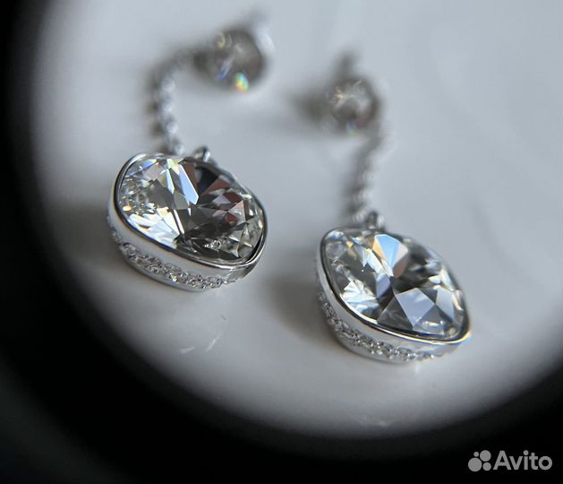 Новые Swarovski серьги с подвесками оригинал