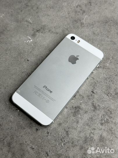 iPhone 5S, 16 ГБ