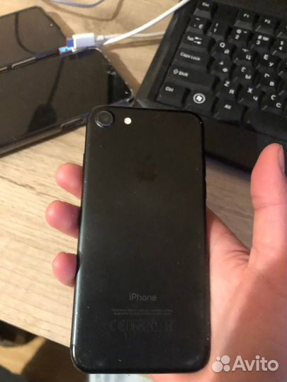 iPhone 7, 32 ГБ