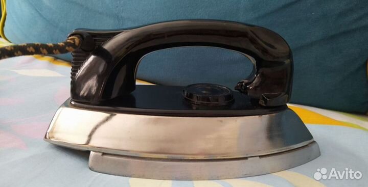 Утюг времён СССР 1975 года