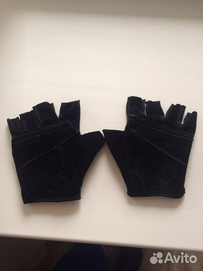 Велосипедные перчатки