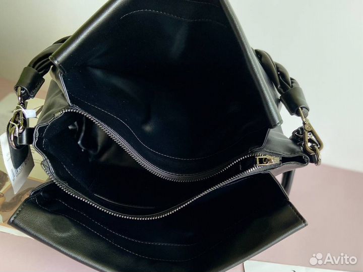 Сумка givenchy кожаная