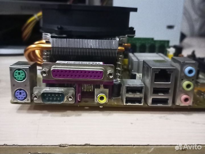 Материнская плата сокет 775