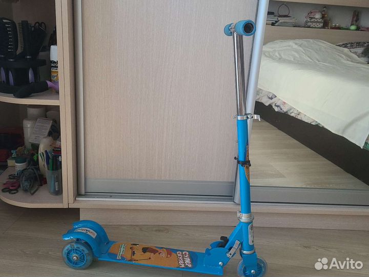 Самокат детский новый