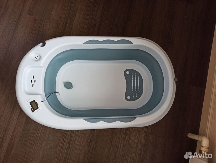 Ванночка для купания новорожденного