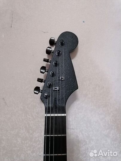 Электрогитара